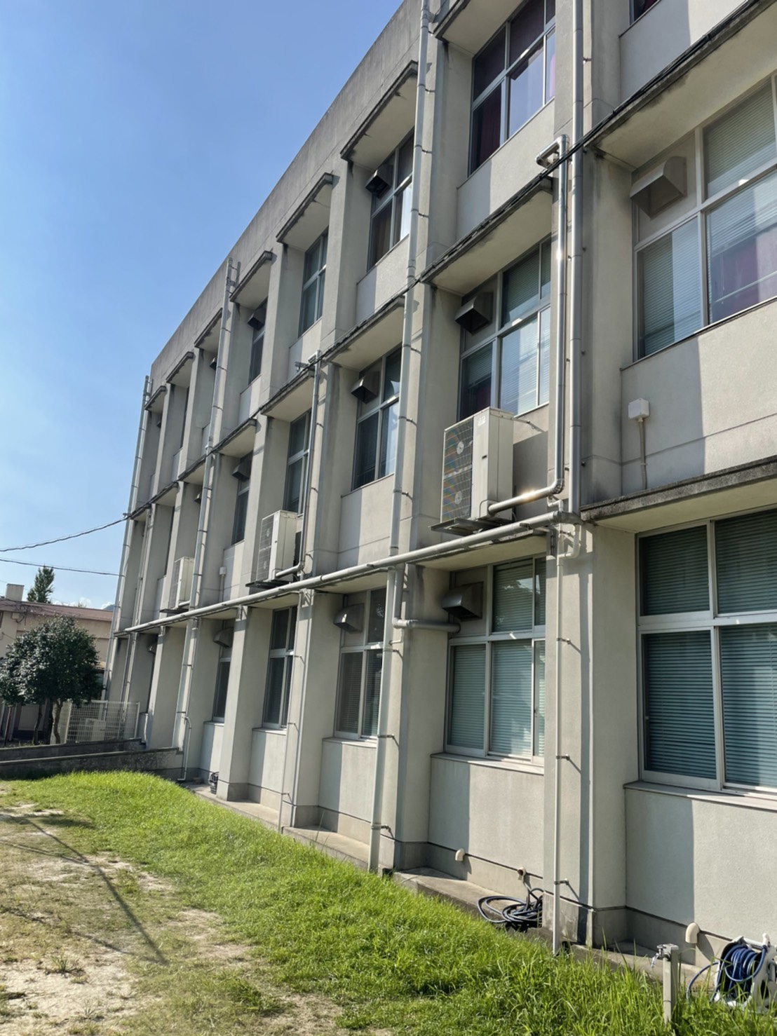 【パッケージエアコン更新工事】県立高校にて